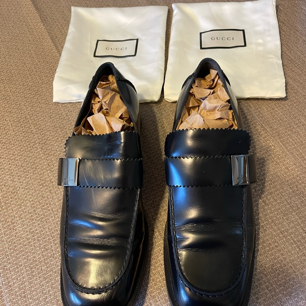Gucci Black Leather Loafers